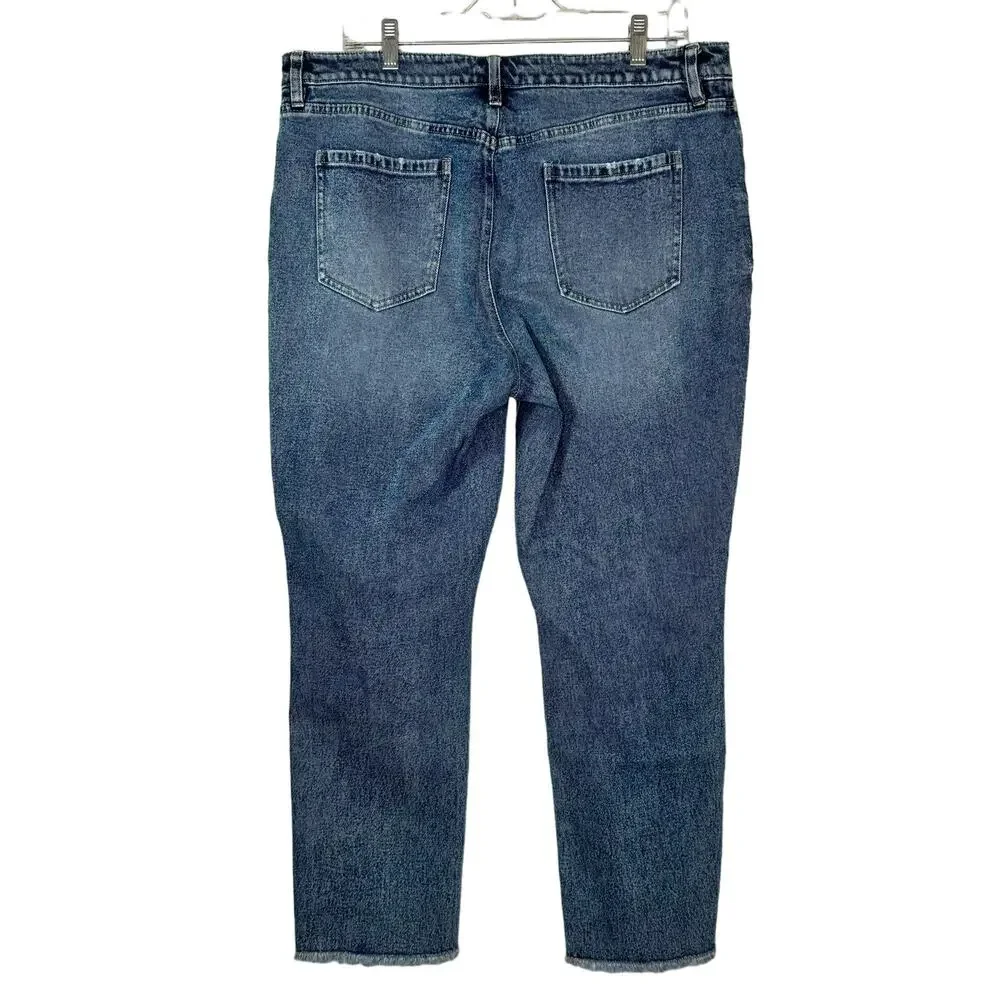 Style&Co Curvy Girlfriend Distressed Cut Off Jeans 16